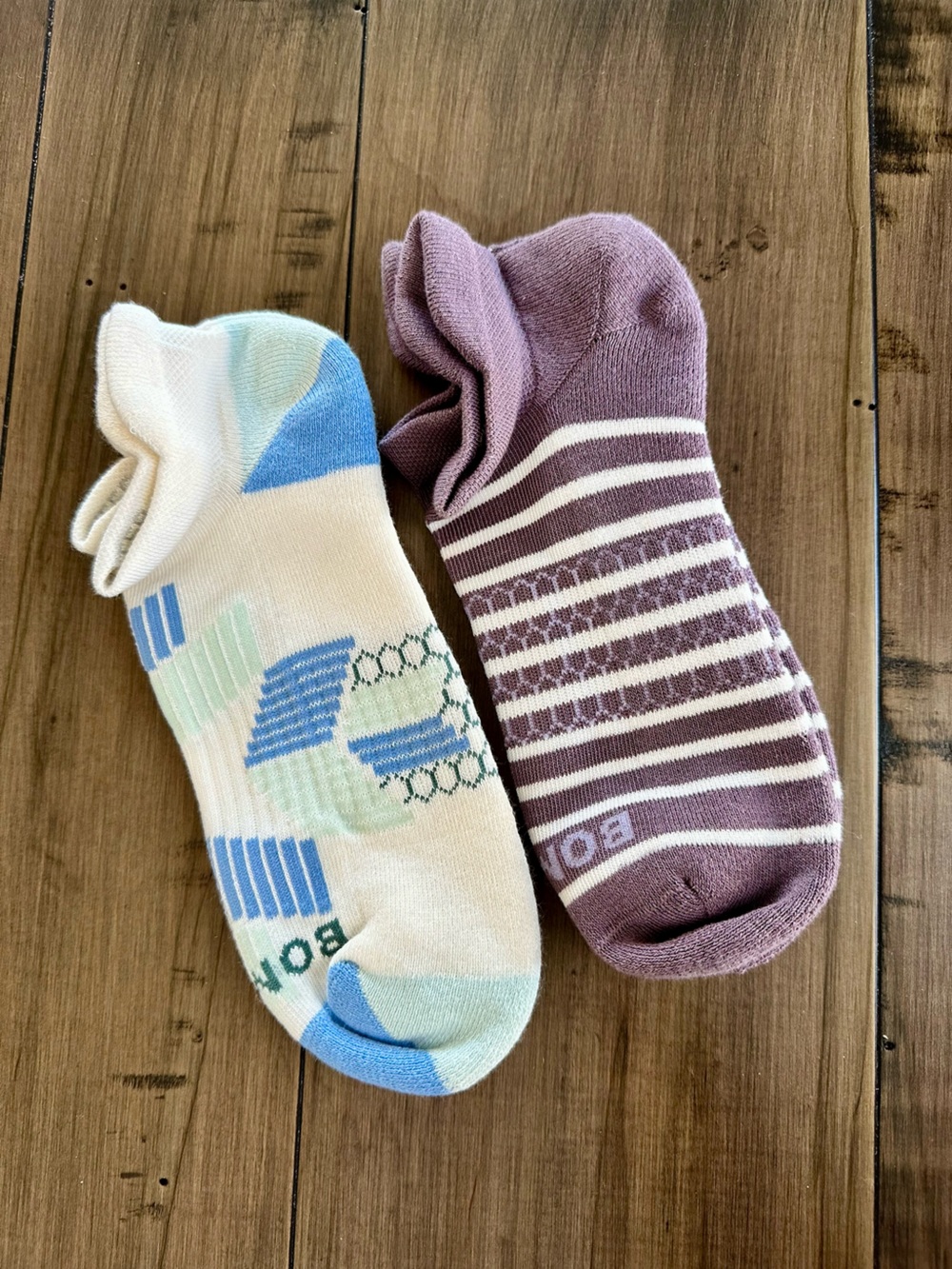 Women’s Bombas Low-Cut Sock Duo — White/Blue/Green & Mauve/White